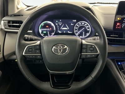 2022 Toyota Sienna Limited