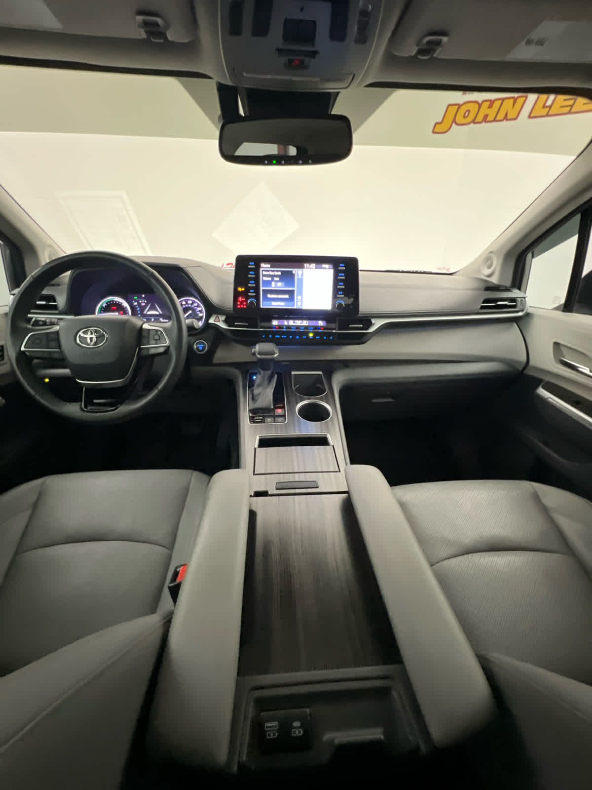 2022 Toyota Sienna Limited