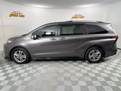 2022 Toyota Sienna Limited
