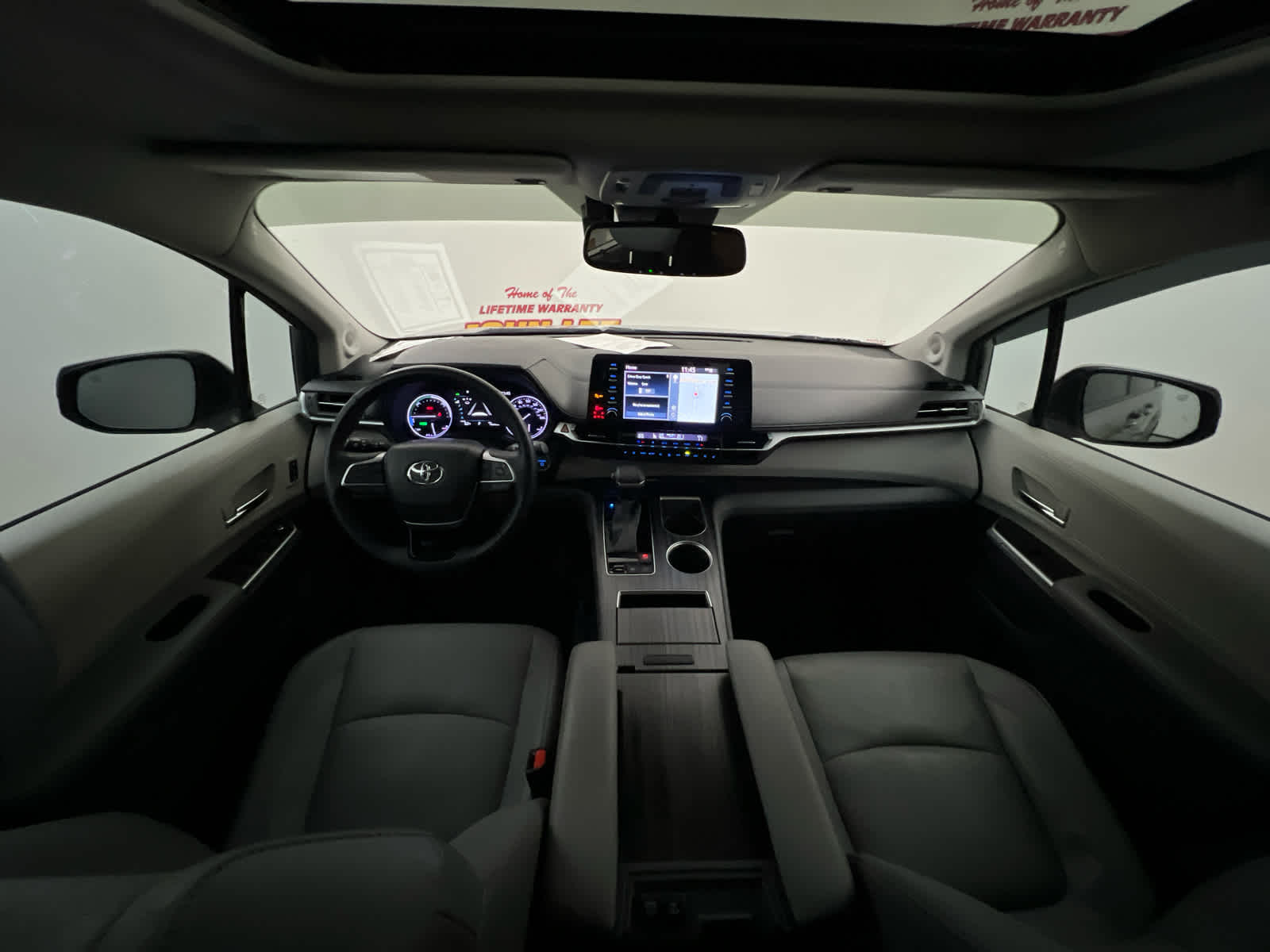 2022 Toyota Sienna Limited