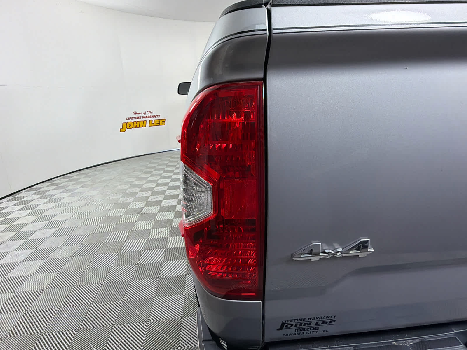 2017 Toyota Tundra Limited