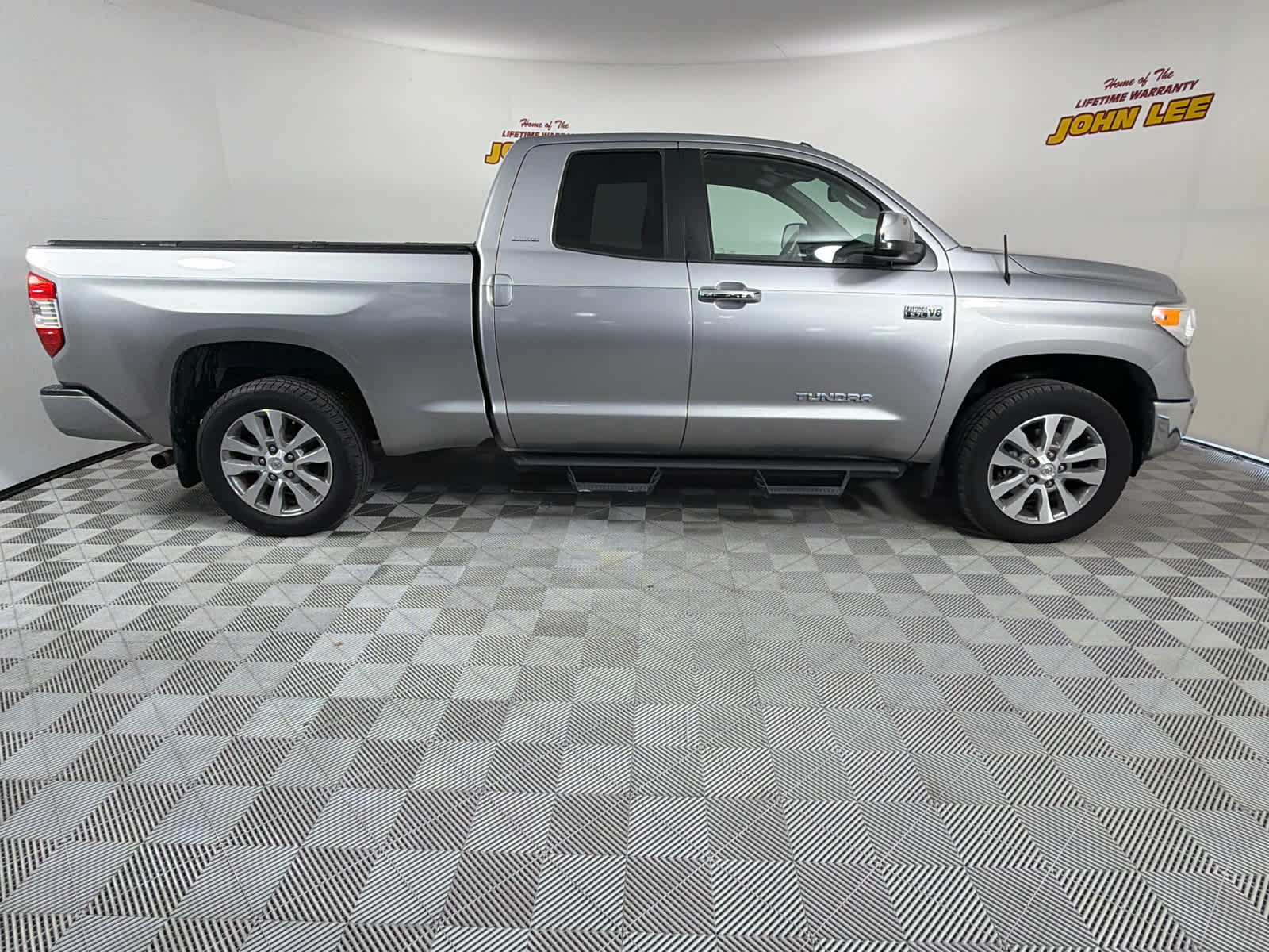 2017 Toyota Tundra Limited