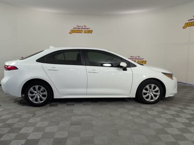 2025 Toyota Corolla LE