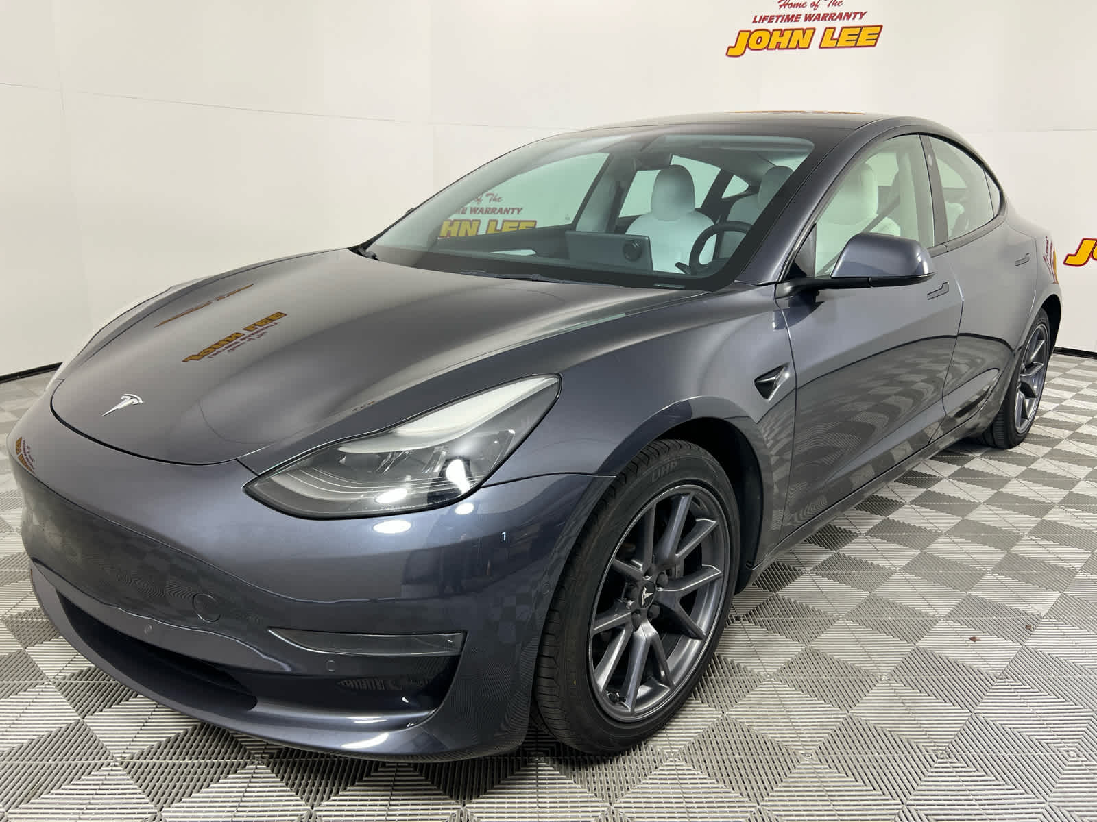 2022 Tesla Model 3 Base