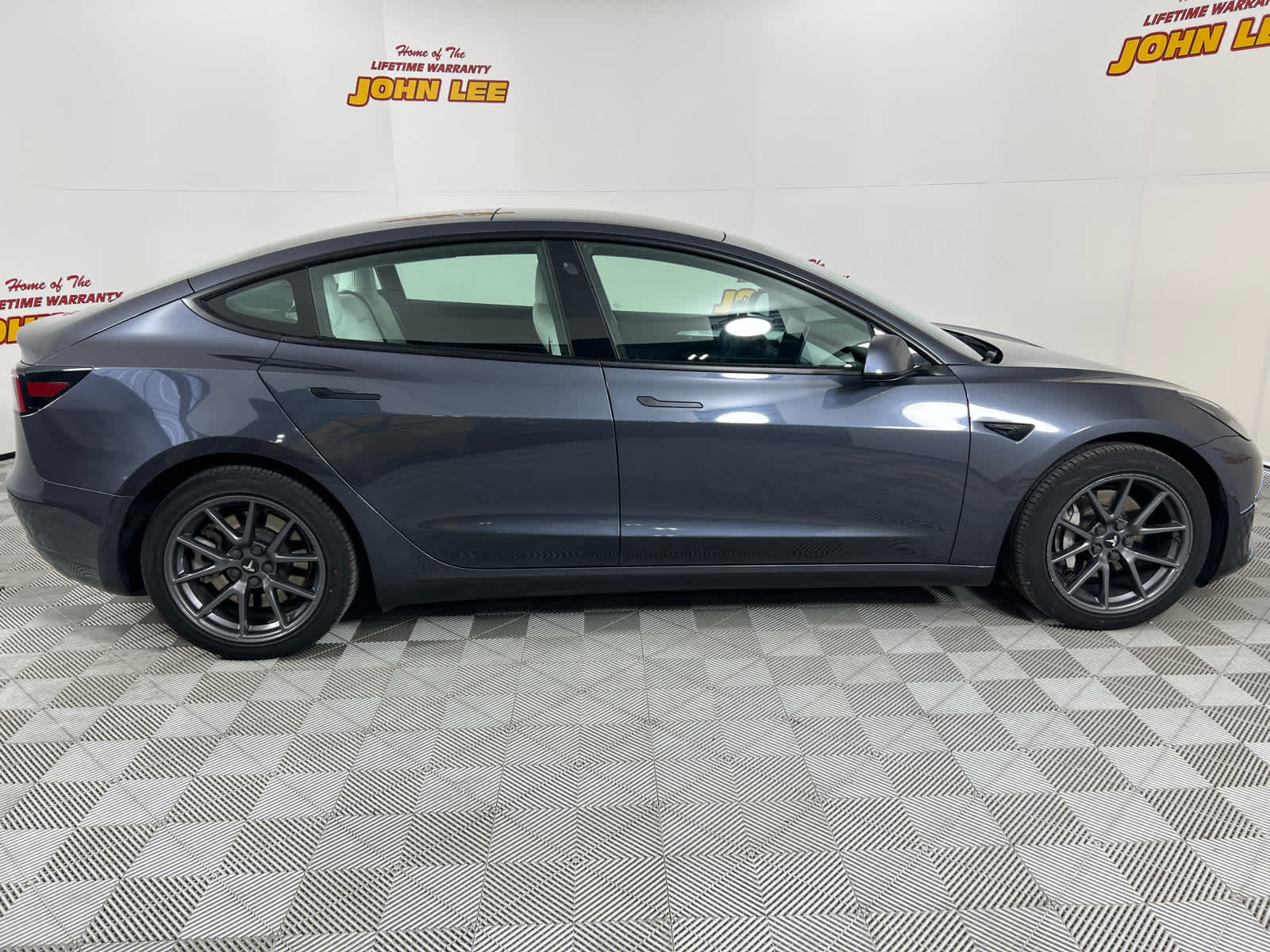 2022 Tesla Model 3 Base