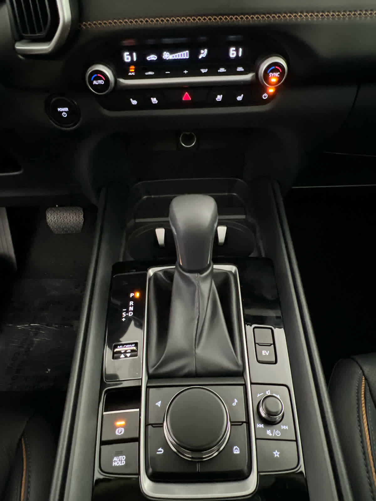 2026 Mazda Mazda CX-50 Hybrid Premium AWD