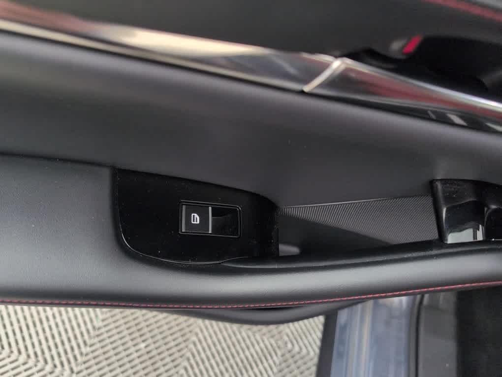 2022 Mazda Mazda3 Hatchback Carbon Edition