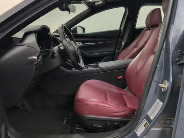 2022 Mazda Mazda3 Hatchback Carbon Edition
