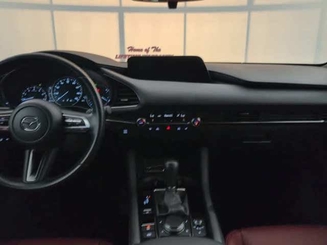 2022 Mazda Mazda3 Hatchback Carbon Edition