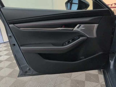2022 Mazda Mazda3 Hatchback Carbon Edition