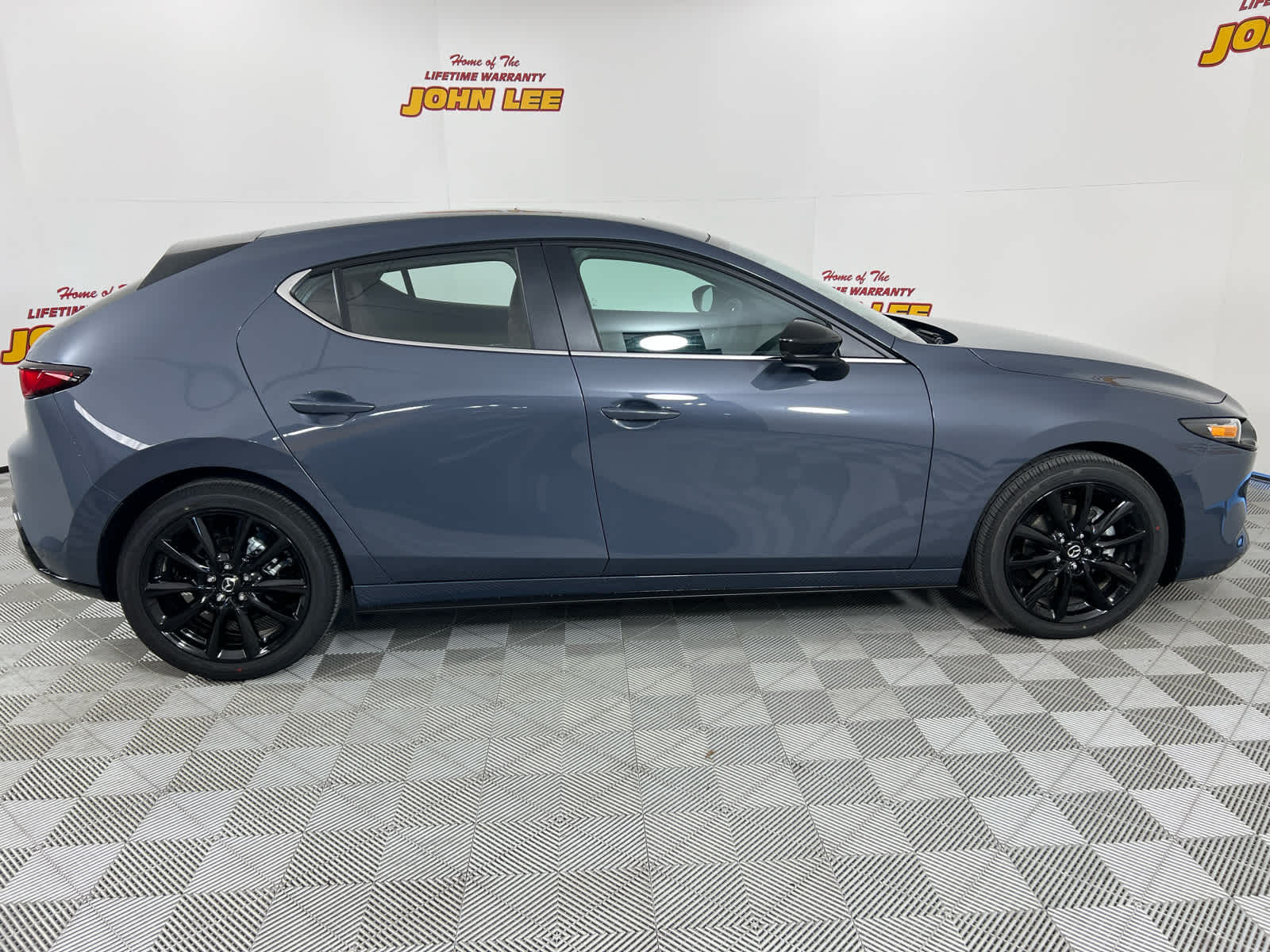 2026 Mazda Mazda3 Hatchback 2.5 S Carbon Edition AWD