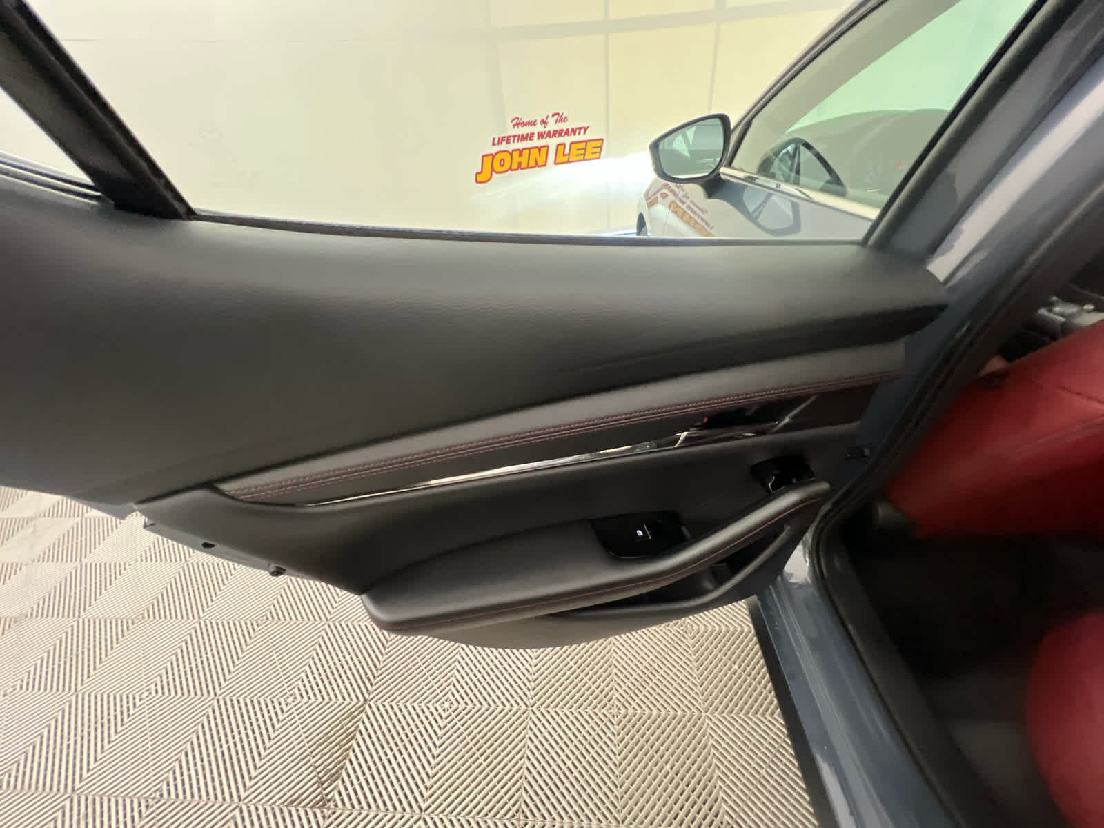 2026 Mazda Mazda3 Hatchback 2.5 S Carbon Edition AWD