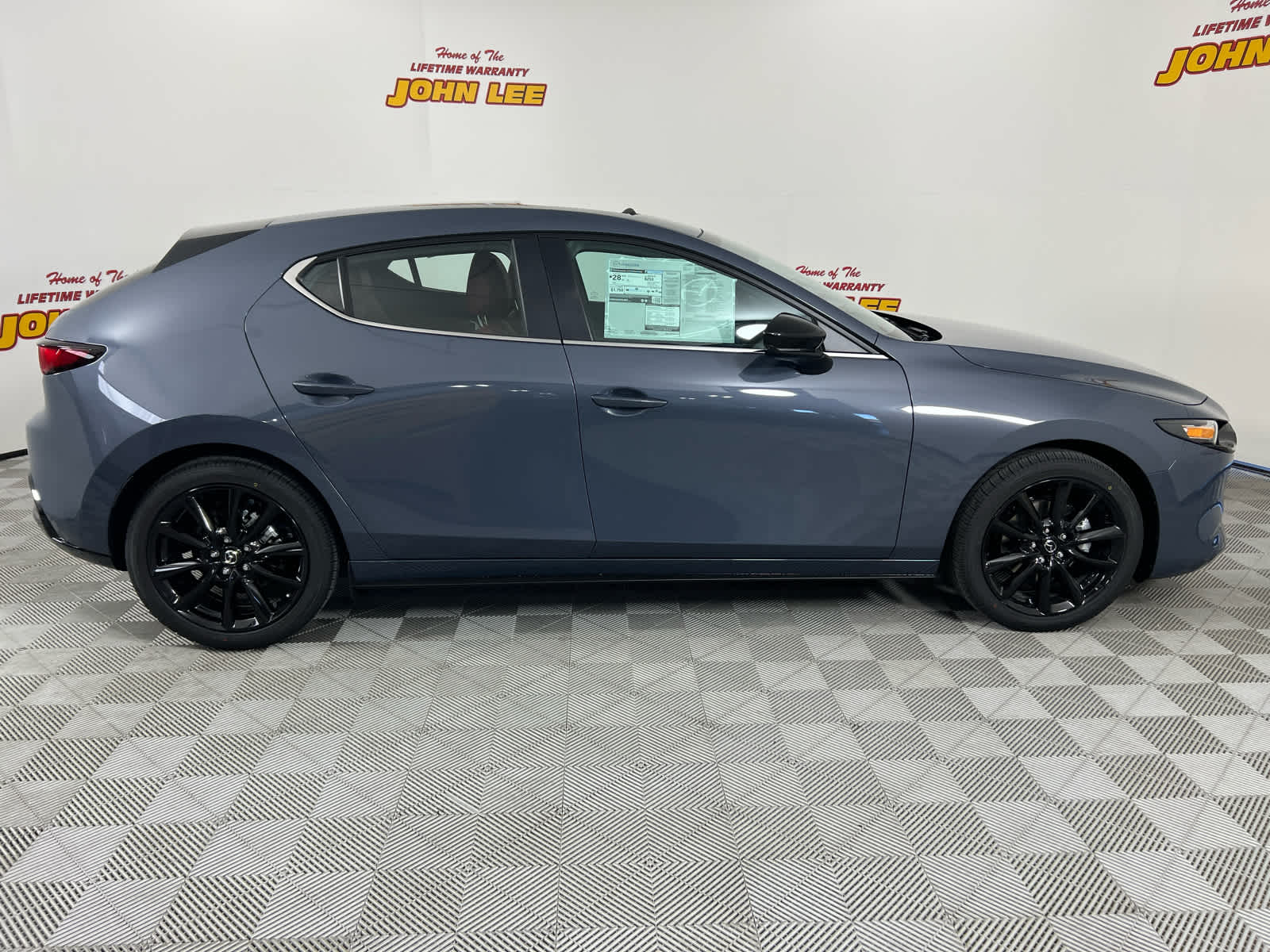 2026 Mazda Mazda3 Hatchback 2.5 S Carbon Edition AWD