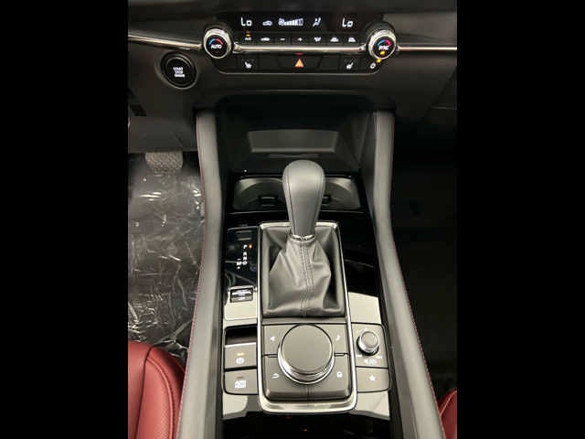 2026 Mazda Mazda3 Hatchback 2.5 S Carbon Edition AWD