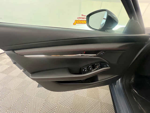 2026 Mazda Mazda3 Hatchback 2.5 S Carbon Edition AWD