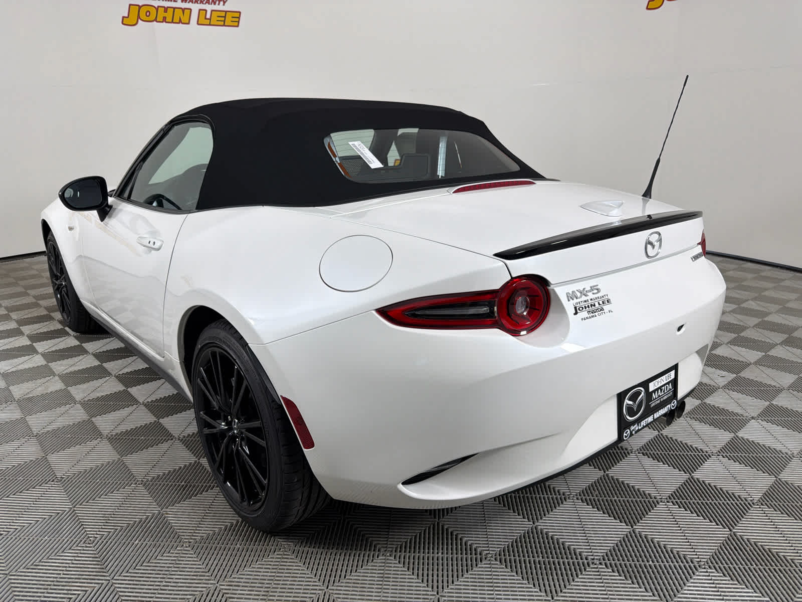 2026 Mazda Mazda MX-5 Miata Club
