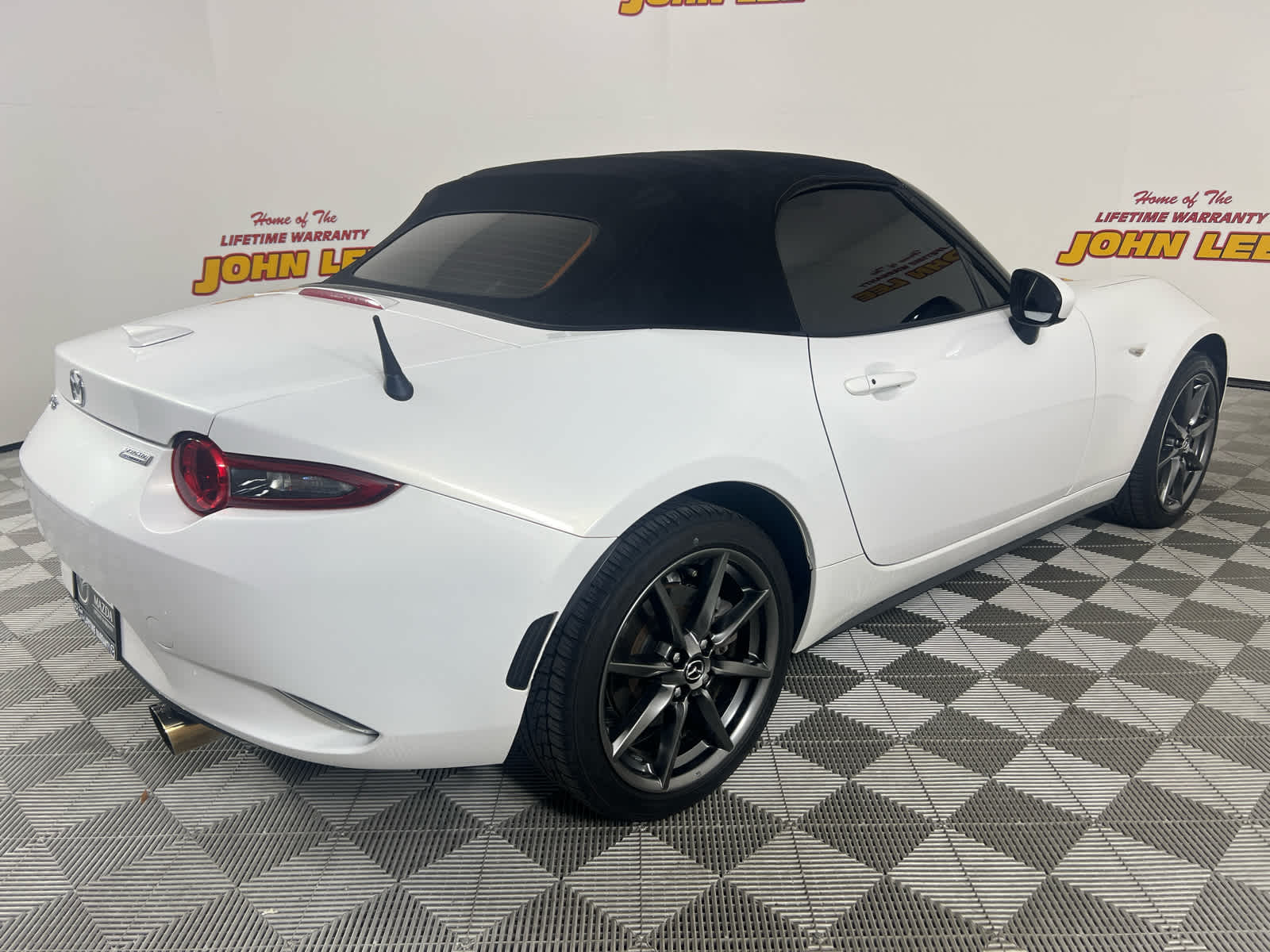 2016 Mazda Mazda MX-5 Miata Grand Touring