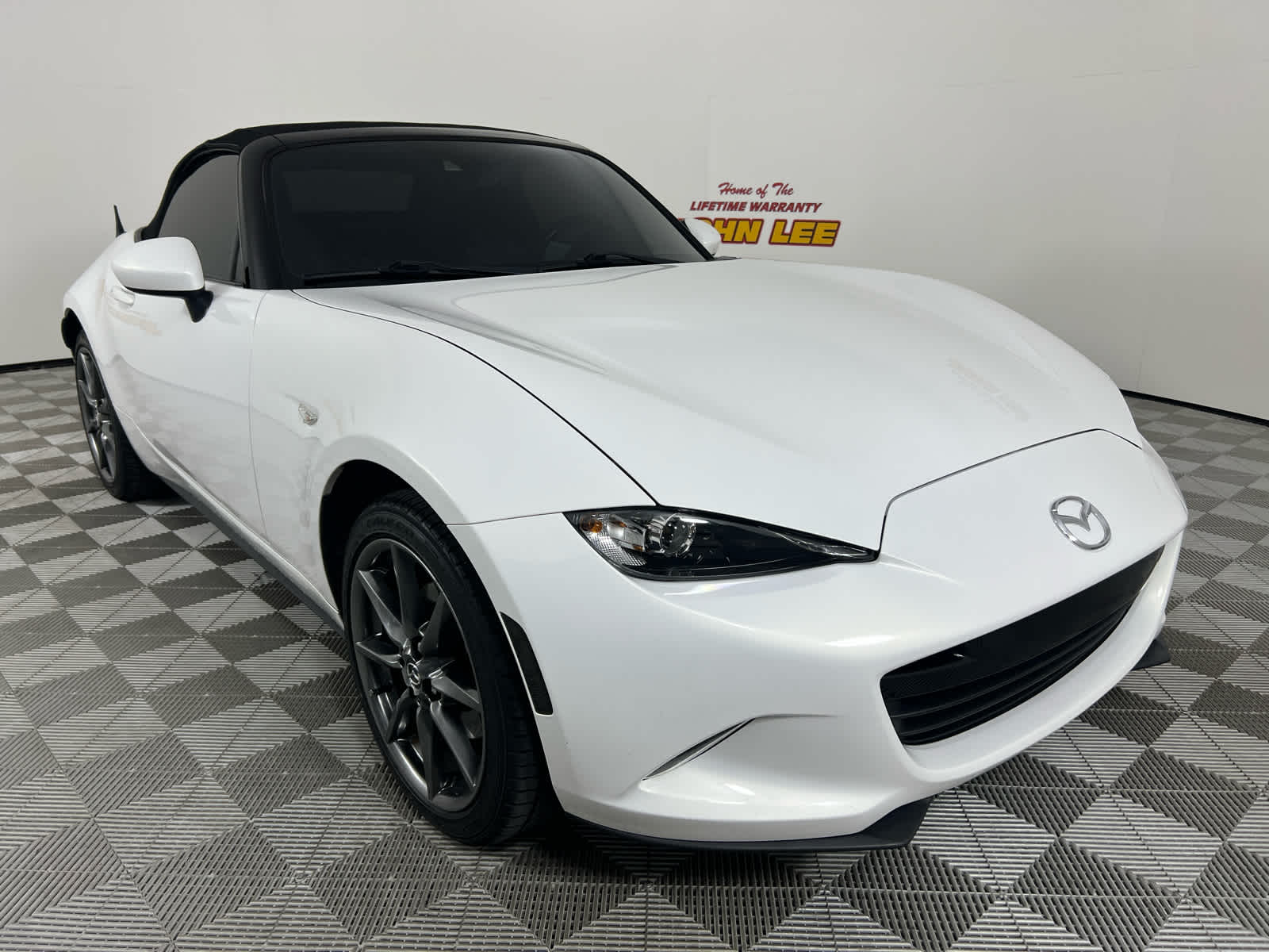 2016 Mazda Mazda MX-5 Miata Grand Touring