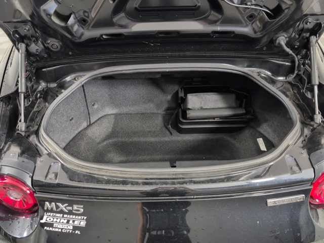 2025 Mazda Mazda MX-5 Miata RF Grand Touring