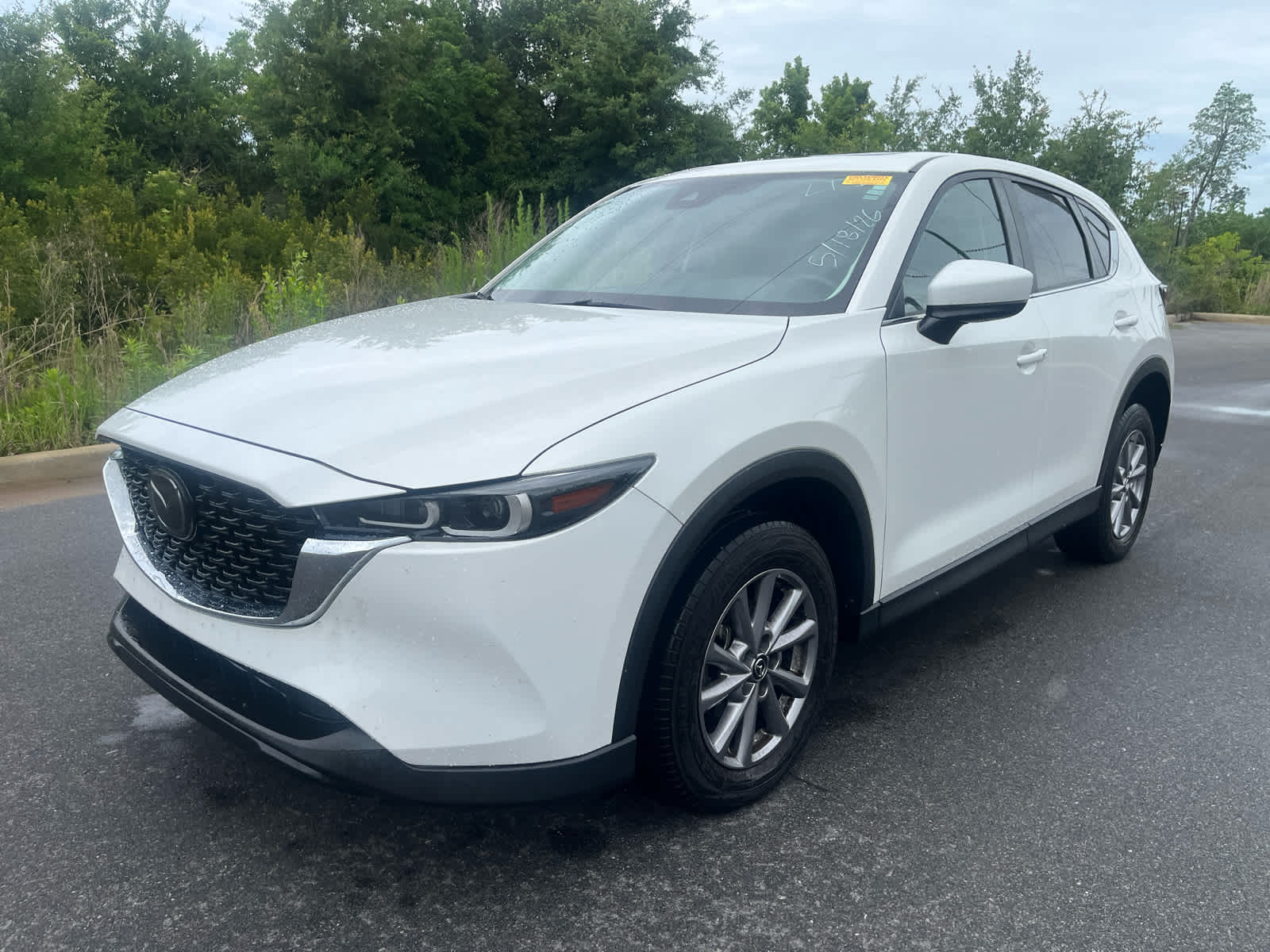 2023 Mazda CX-5 S Preferred package Auto AWD's photo