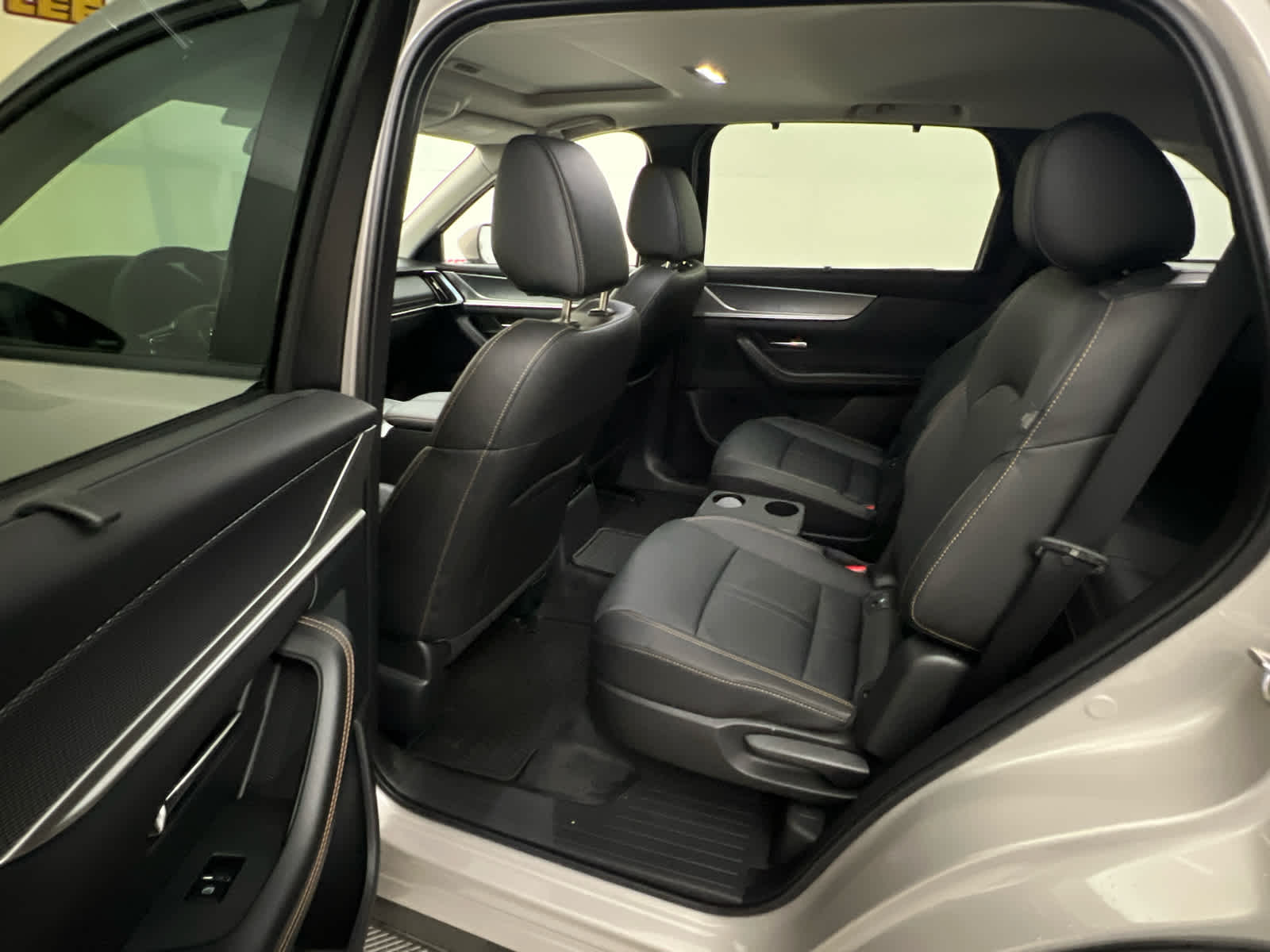 2025 Mazda Mazda CX-90 PHEV Preferred Package