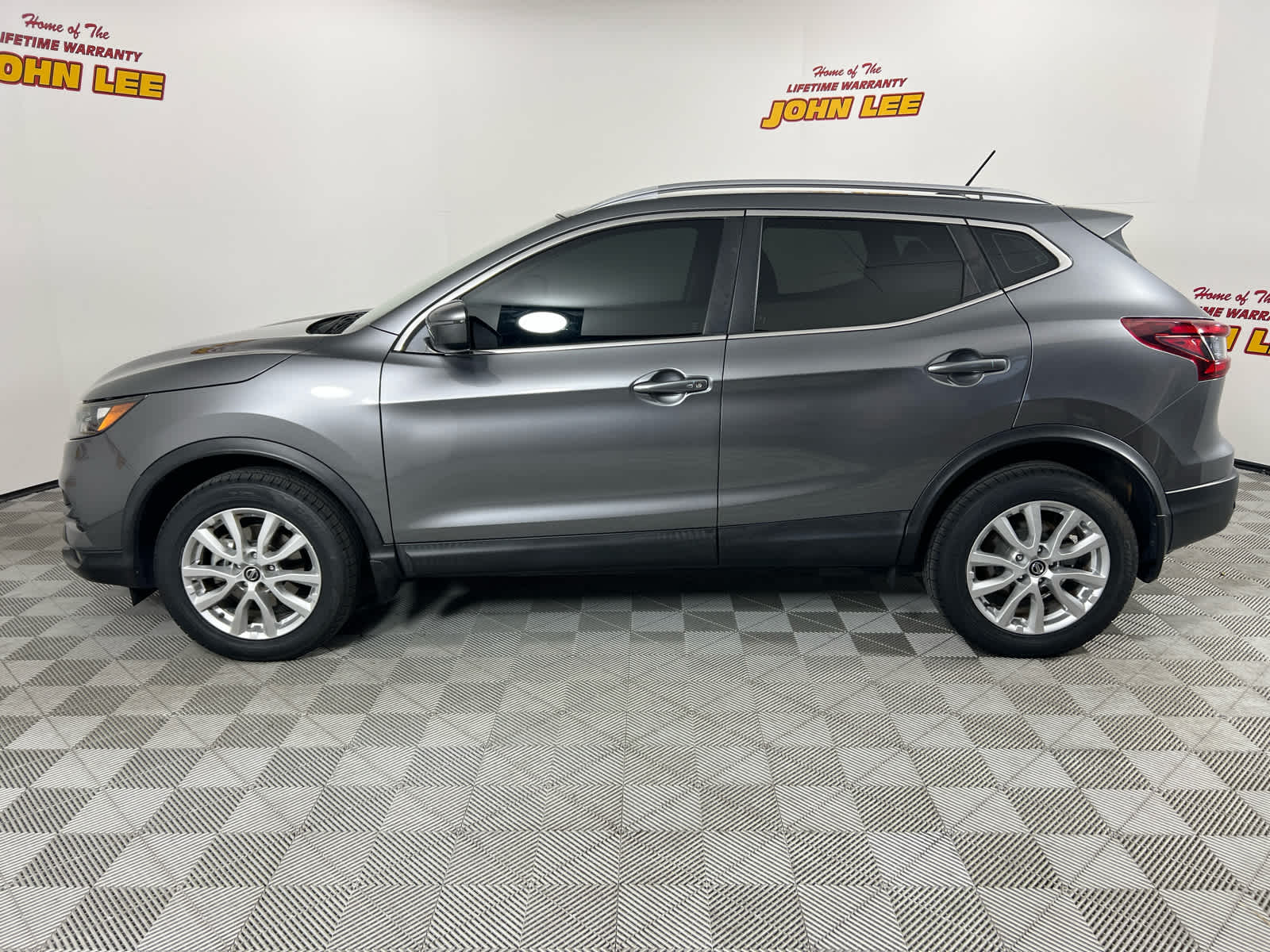 2021 Nissan Rogue Sport SV