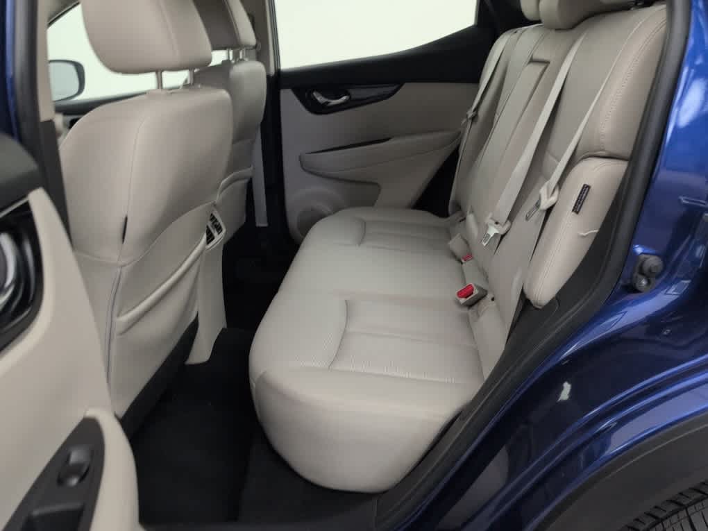 2022 Nissan Rogue Sport SL
