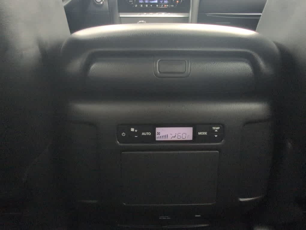2024 Nissan Armada SV