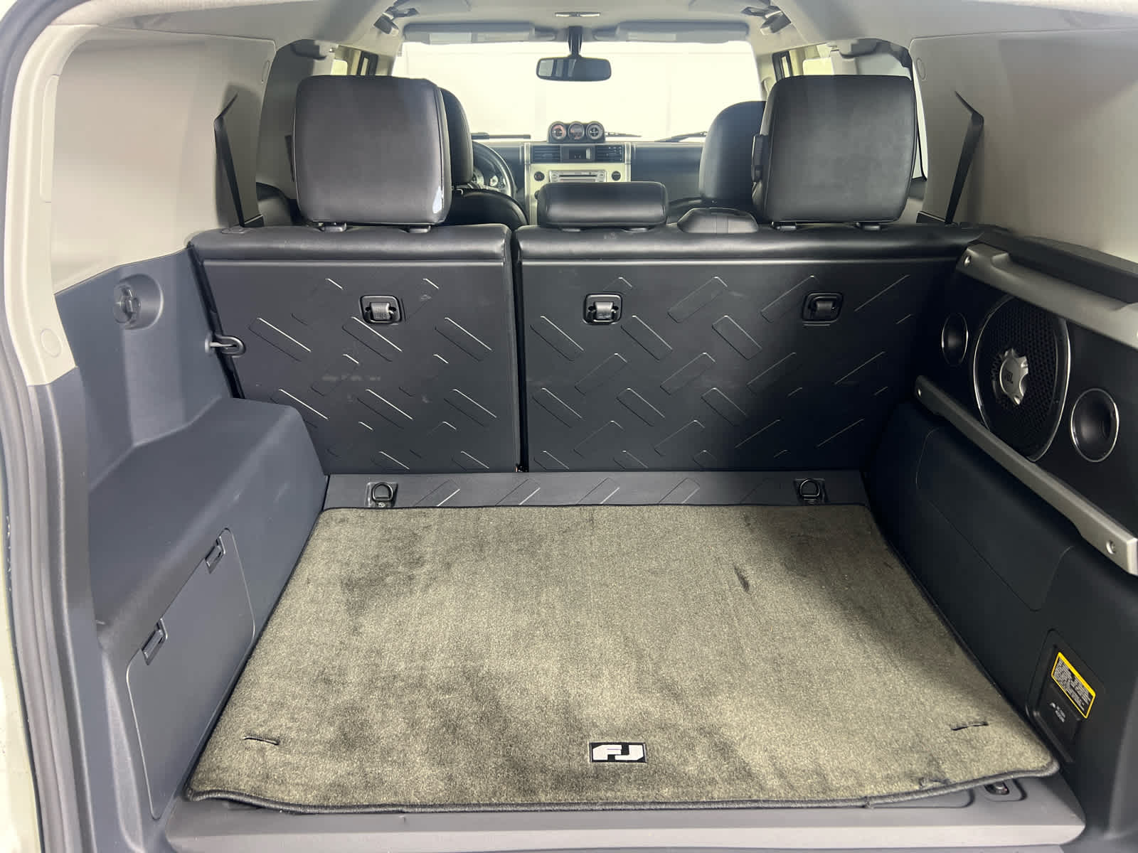 2014 Toyota FJ Cruiser Base