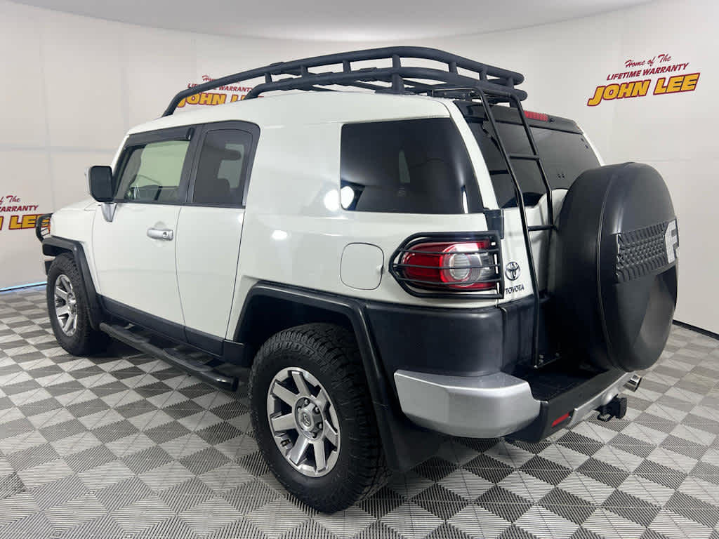 2014 Toyota FJ Cruiser Base