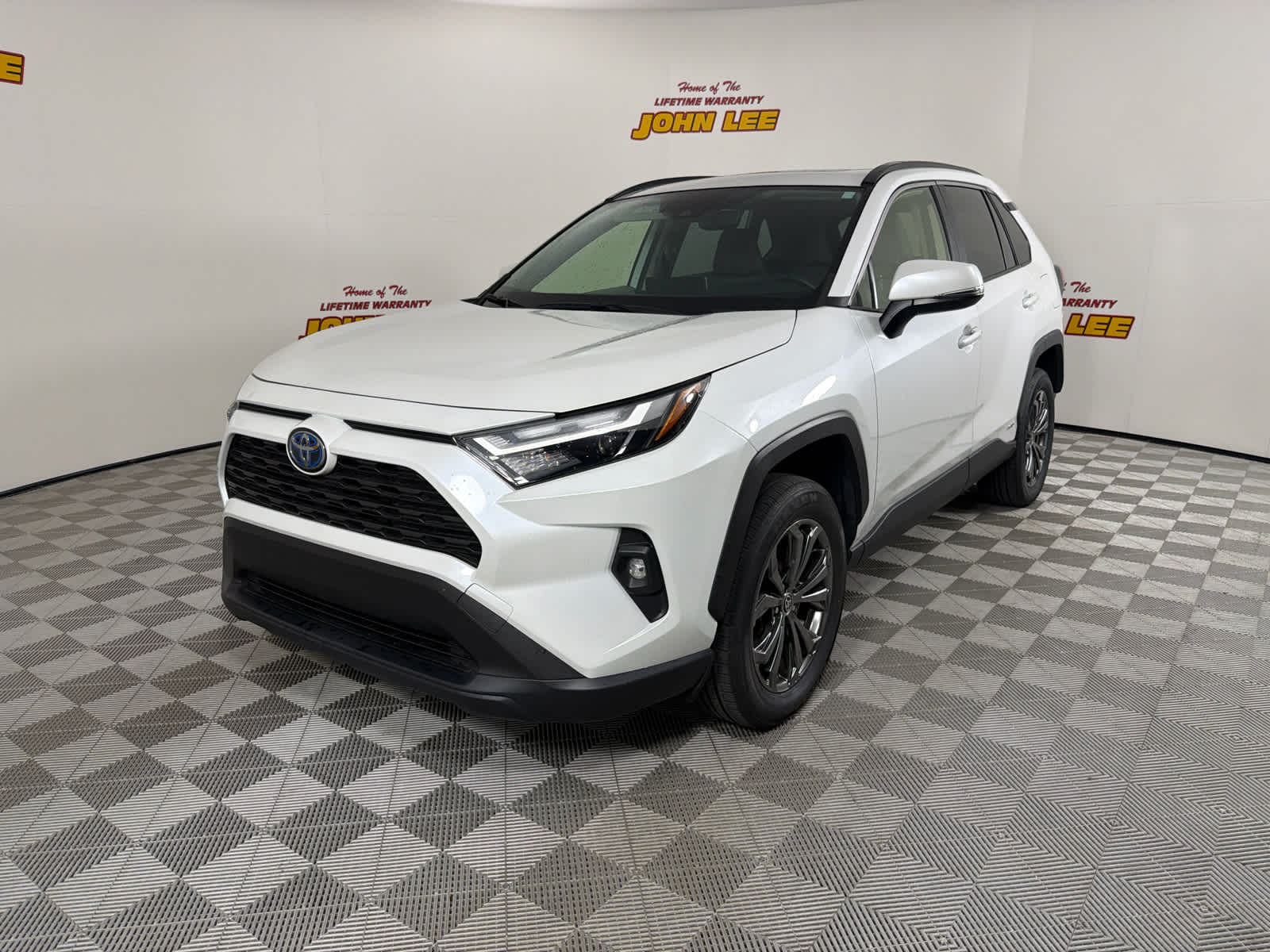 2023 Toyota RAV4 Hybrid XLE Premium