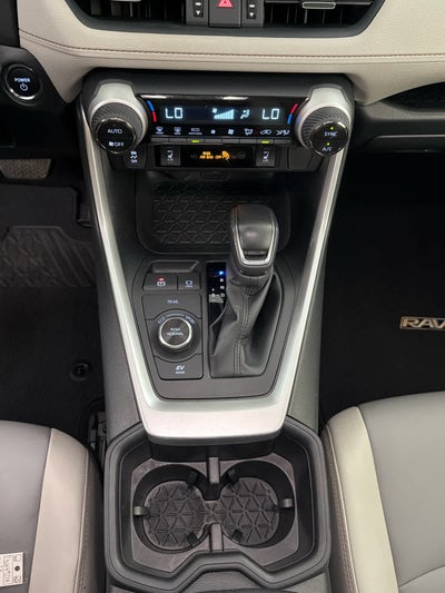 2023 Toyota RAV4 Hybrid XLE Premium