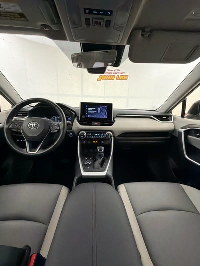 2023 Toyota RAV4 Hybrid XLE Premium