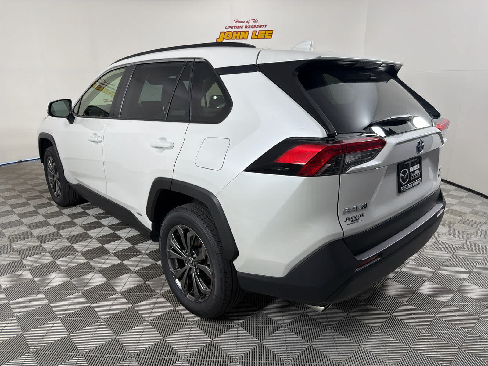 2023 Toyota RAV4 Hybrid XLE Premium