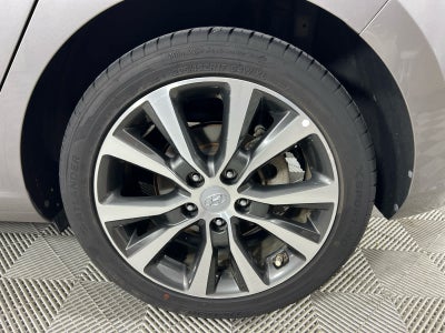 2020 Hyundai Elantra GT Base