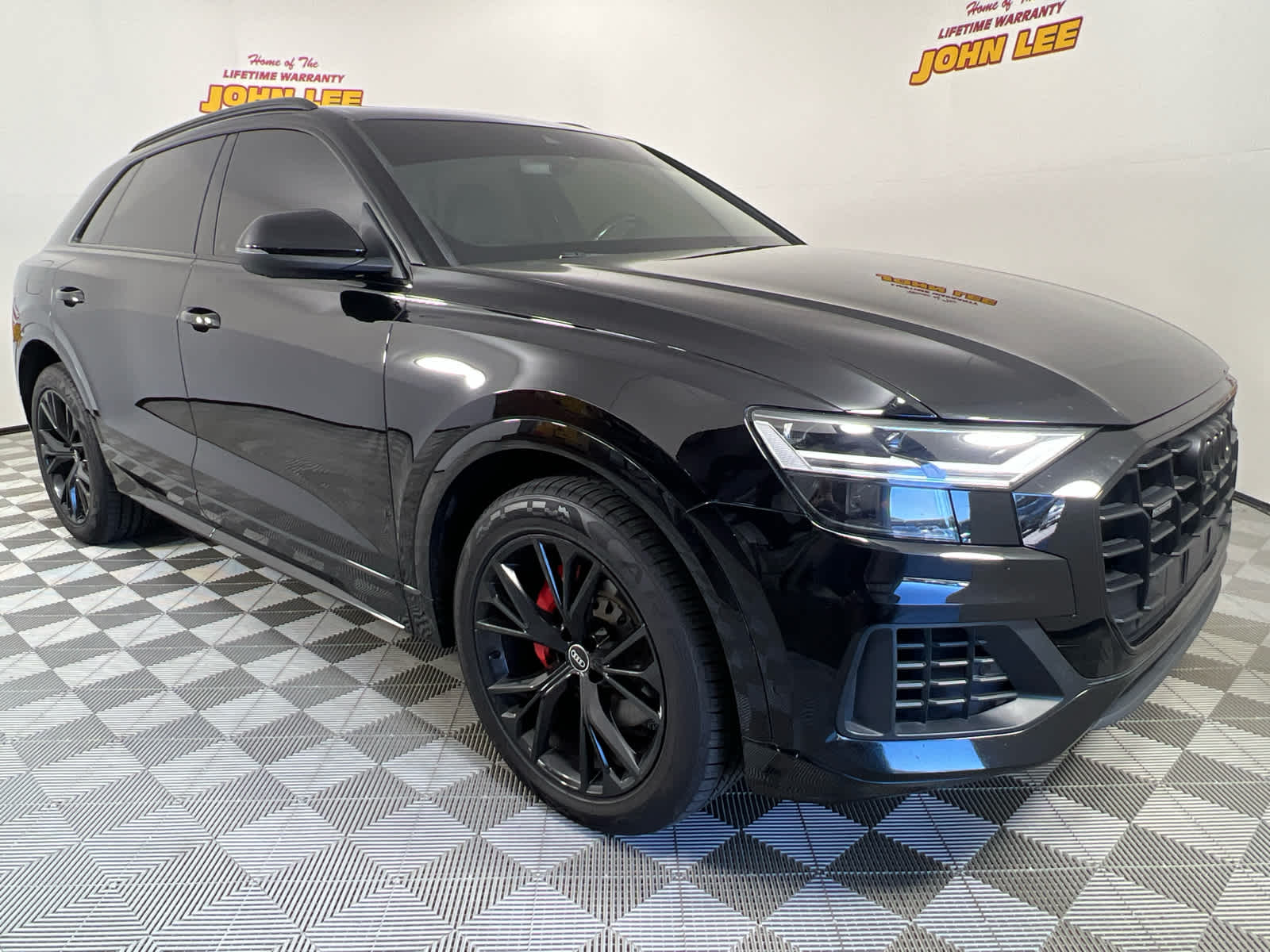 2021 Audi Q8 Premium