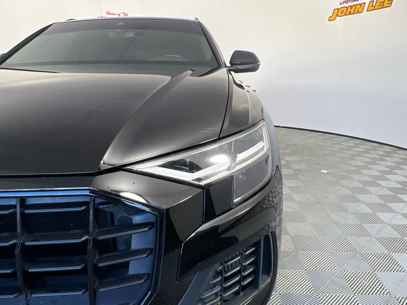 2021 Audi Q8 Premium