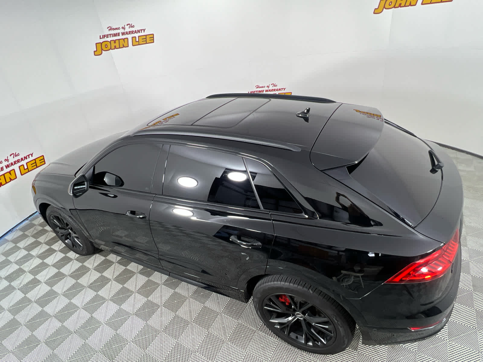 2021 Audi Q8 Premium
