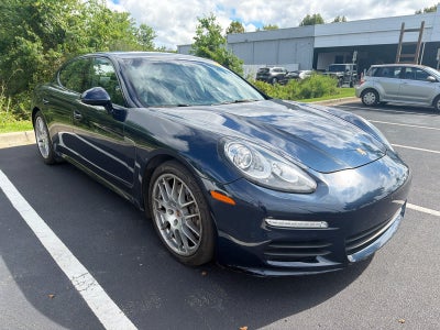 2015 Porsche Panamera Base