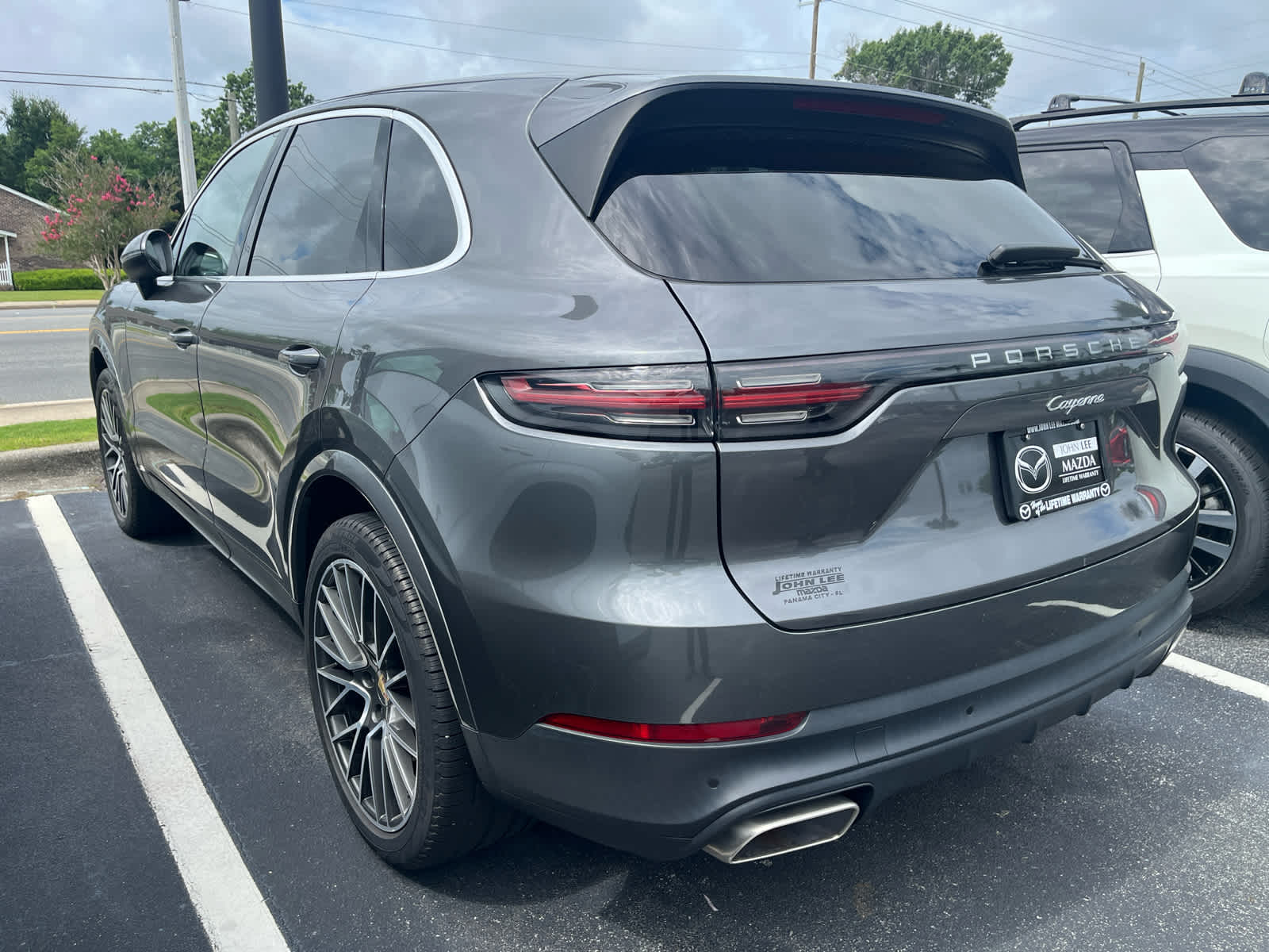 2019 Porsche Cayenne Base