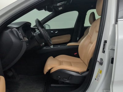 2022 Volvo XC60 Recharge Plug-In Hybrid Inscription