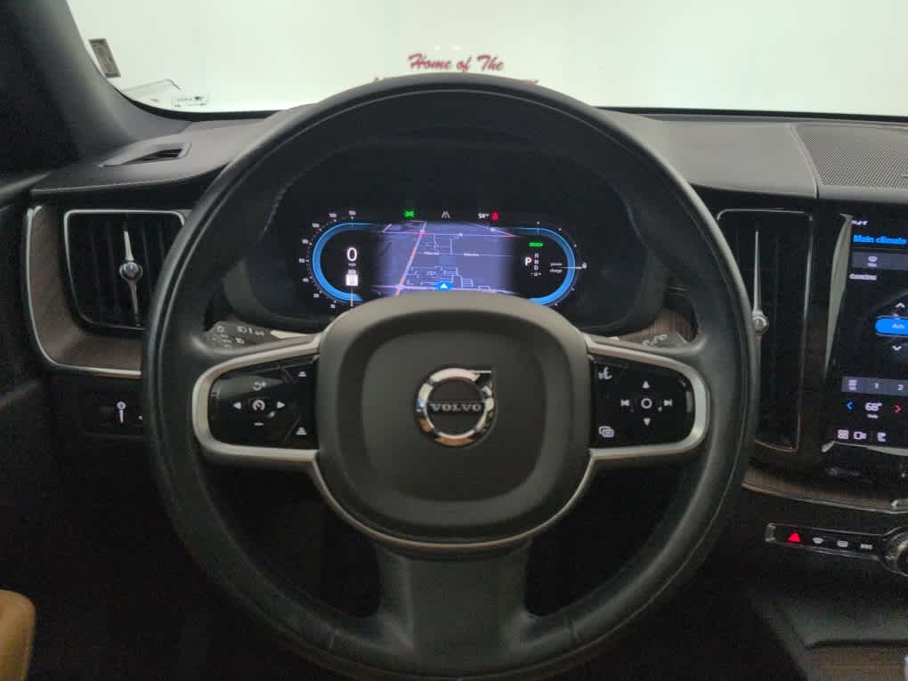 2022 Volvo XC60 Recharge Plug-In Hybrid Inscription