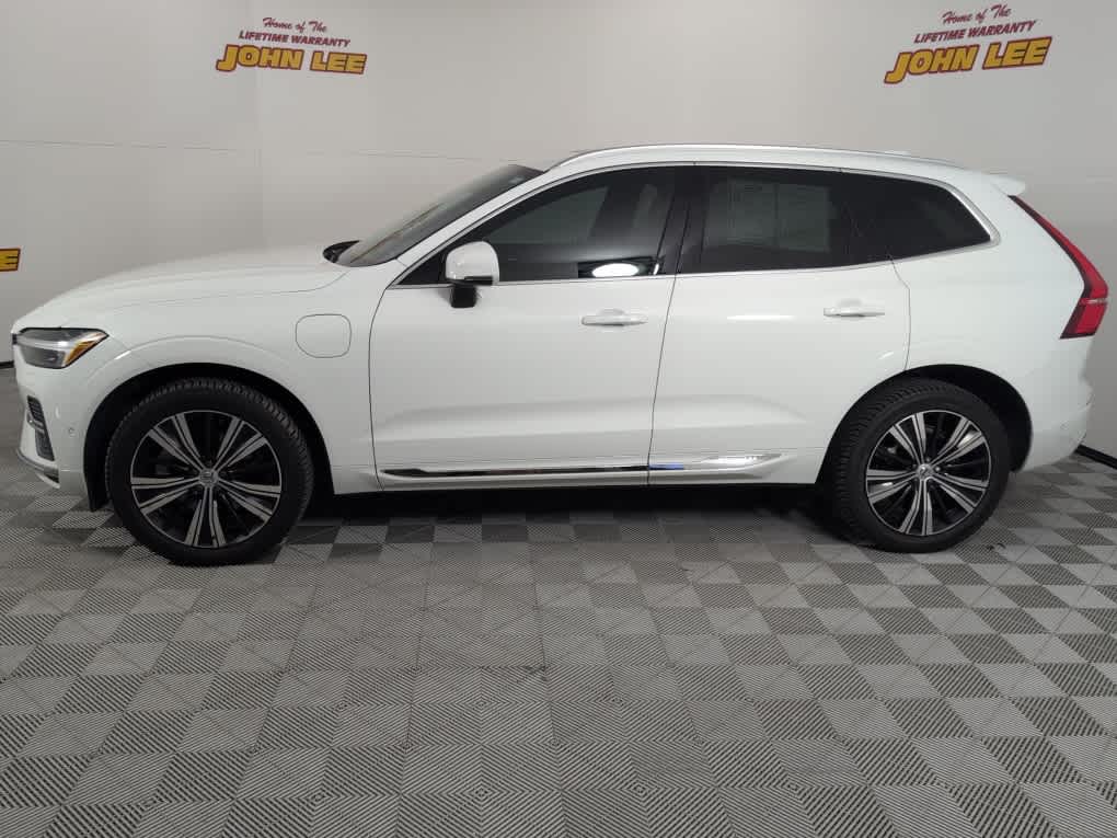 2022 Volvo XC60 Recharge Plug-In Hybrid Inscription